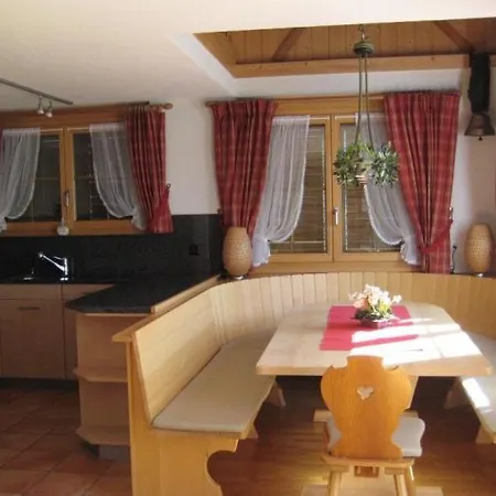 Apartment Sleeps 6 Wifi *