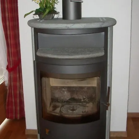 Sleeps 6 Wifi